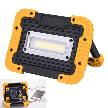 Clearance - Woodbuilt LED Rechargeable Work Light with Power Bank | Alltrade