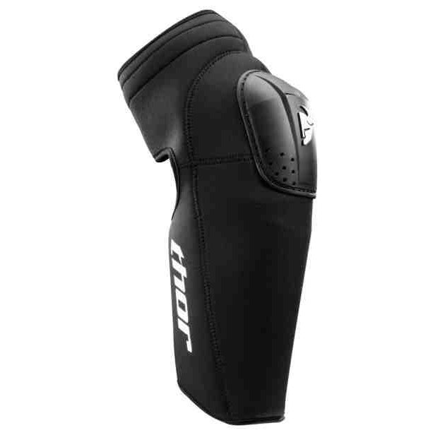 Kneeguard Thor Mx Static Fits Comfortably Under Riding Gear | Formula