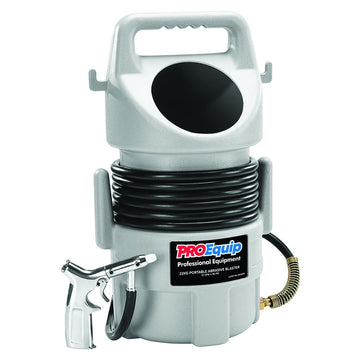 ProEquip portable abrasive blaster with hopper and blast gun