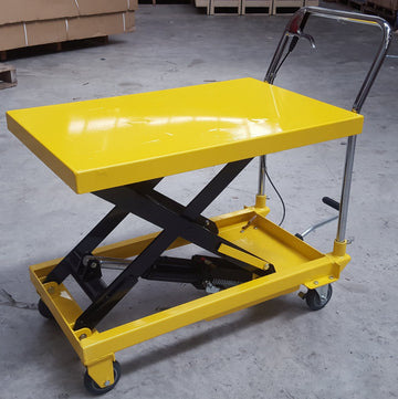 Wayco hydraulic lifting table with 300 kg capacity, shown at mid-height