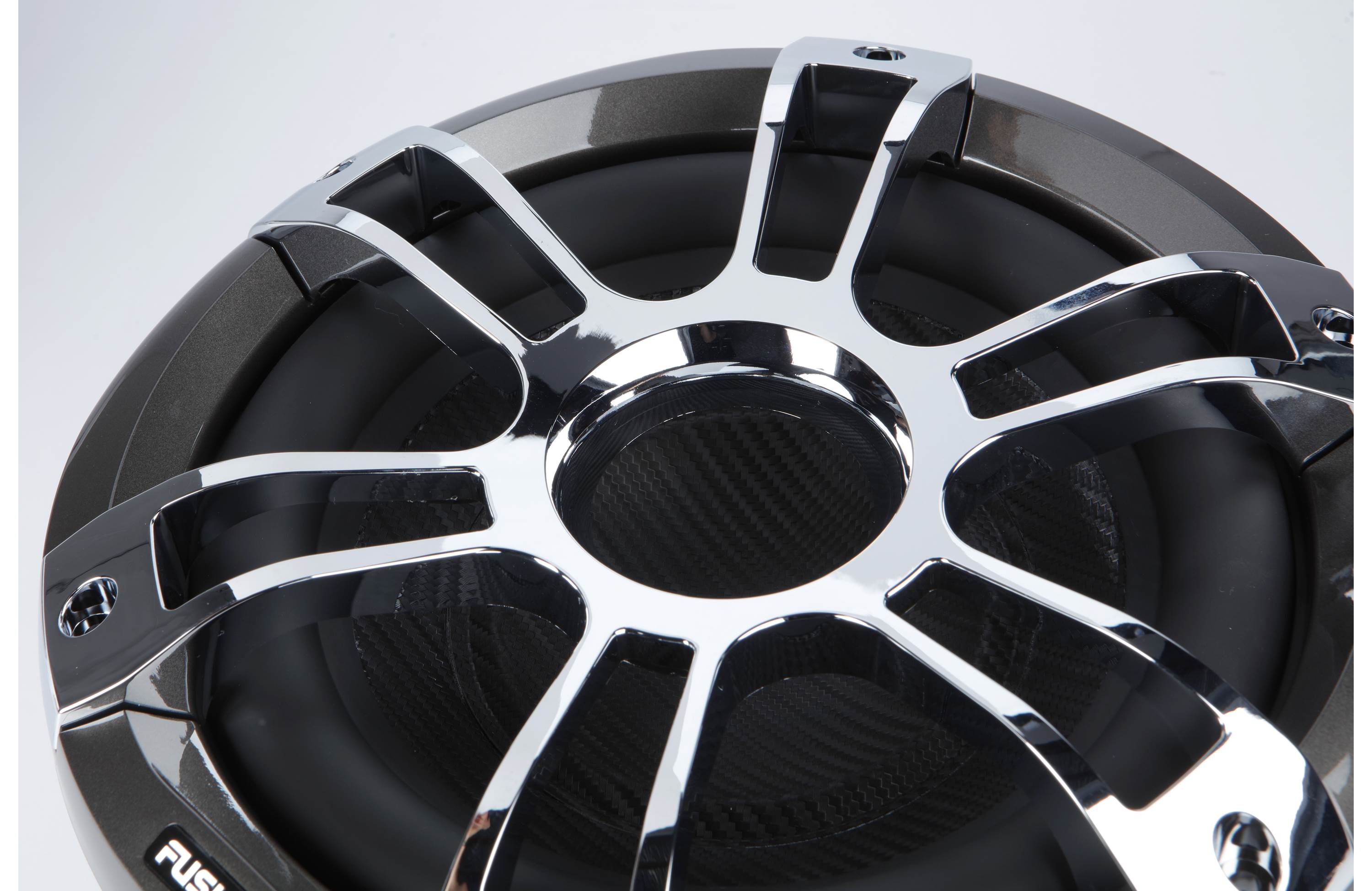 Sg-Sl102spc 10" Sports Grille Chrome Subwoofer With Led | Formula