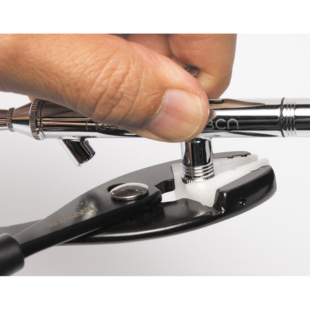 Iwata Airbrush Professional Maintenance Kit | Formula